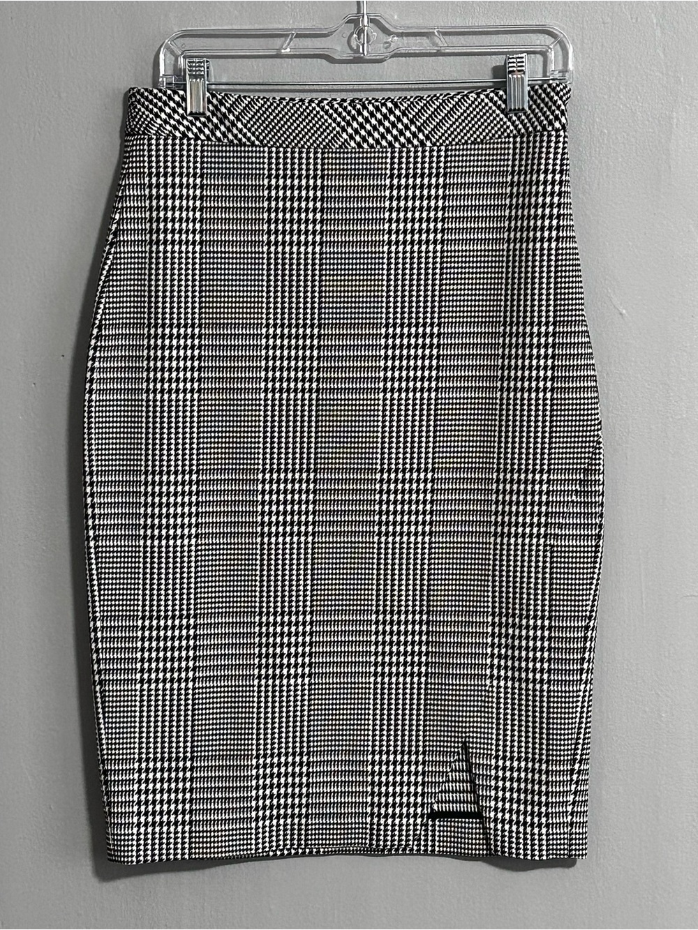 Banana Republic Black and White Glen Plaid Pencil Skirt